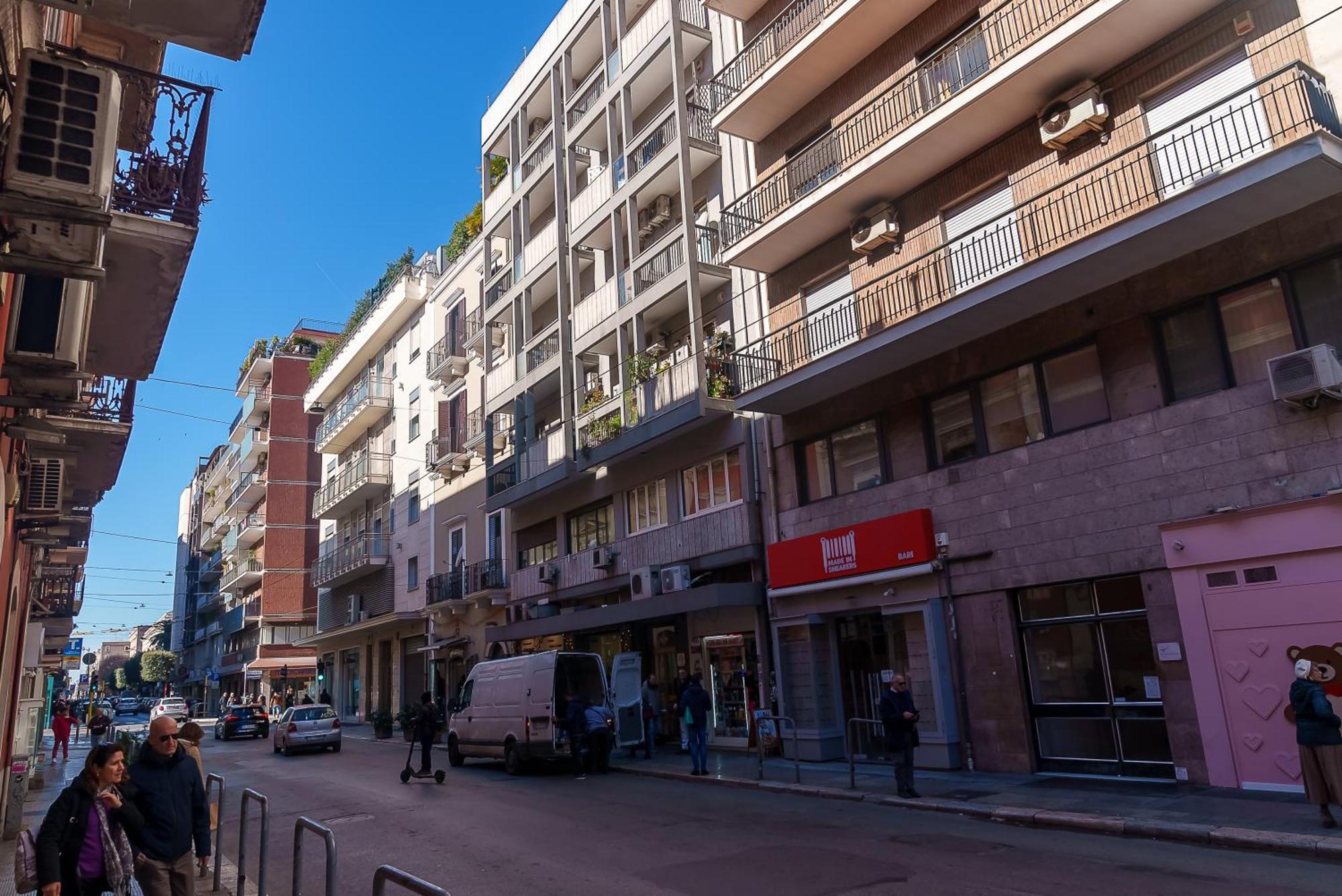 Via Prospero Petroni 9 - Bari Stazione - Hotel Bagian luar foto